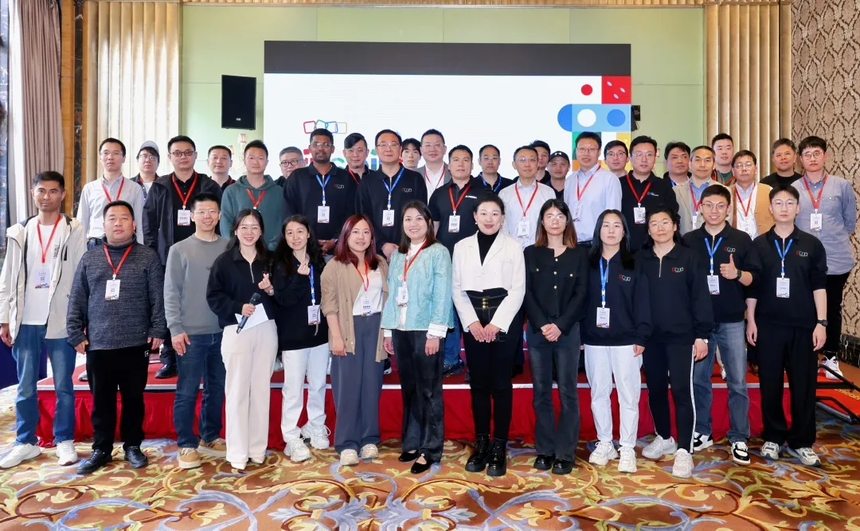 2025 Zoho Inspire合作伙伴大会盛大召开共绘SaaS渠道发展新蓝图(图1)